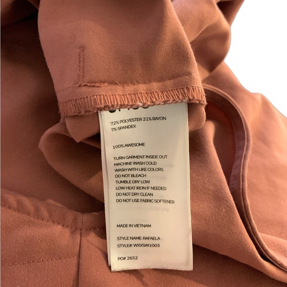 FIGS Rafaela Rose Scrub Top - Picture 7 of 7